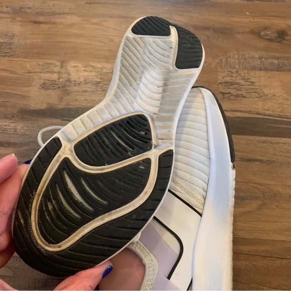 New Balance Women's FuelCore Nergize Sport V1 Cross Trainer Size 6 - Picture 3 of 8